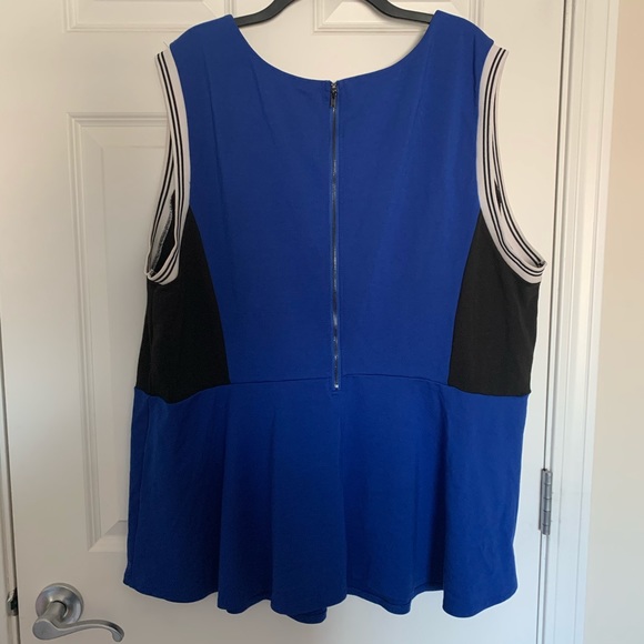 💙🖤 Torrid Blue and Black Peplum Top - Picture 2 of 2